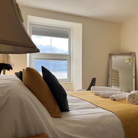 No6 Bed & Breakfast Barmouth Exterior photo